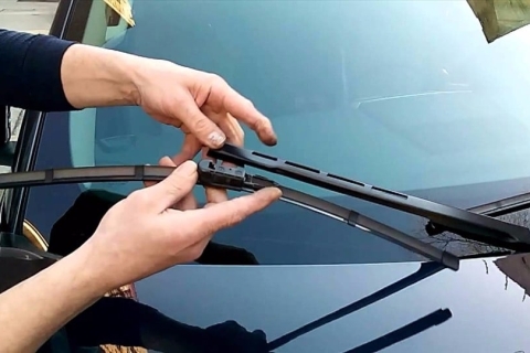 Thay Gạt Mưa Bosch Chính Hãng
